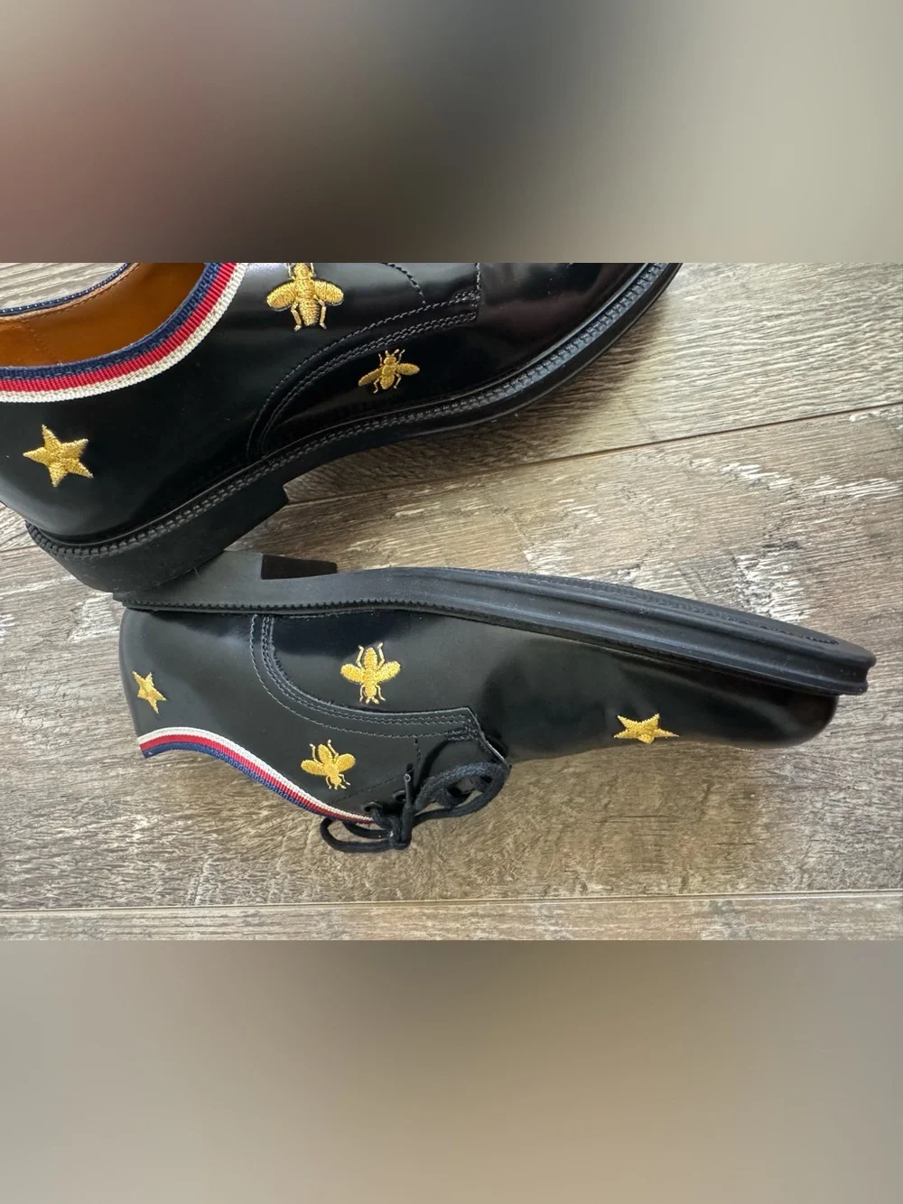 Gucci Kids EU 33 Black Leather Bee Star Embroidered Derby Dress Shoes Sylvie Web